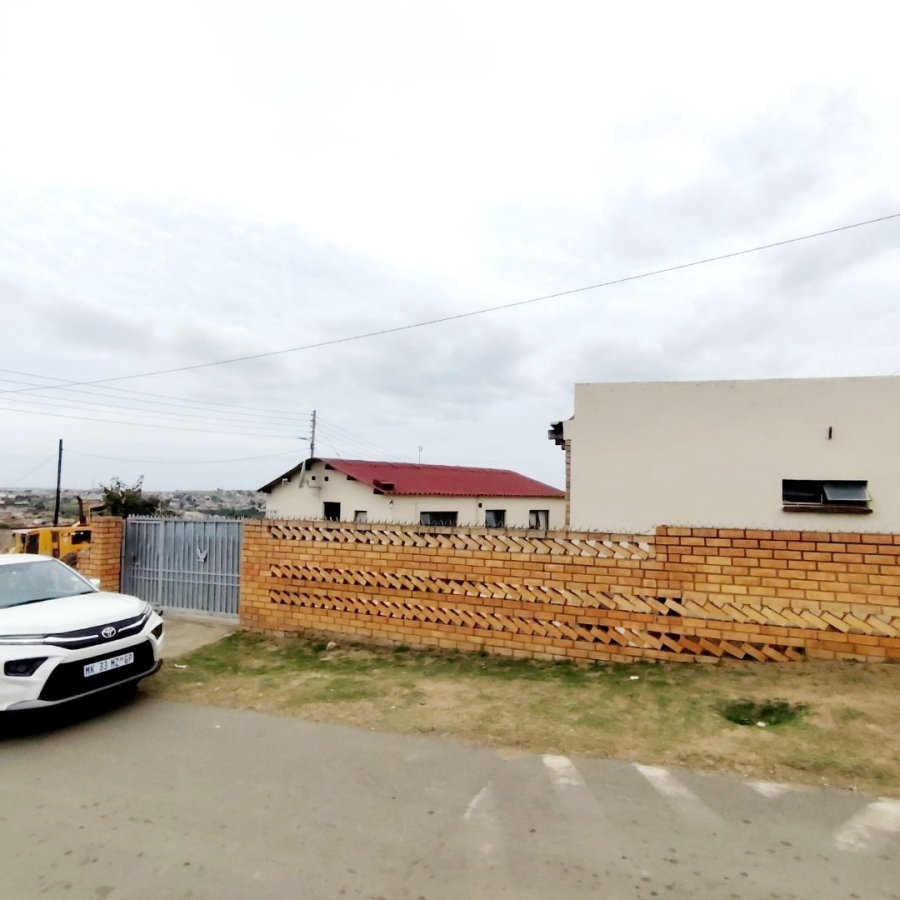 4 Bedroom Property for Sale in Mdantsane Eastern Cape